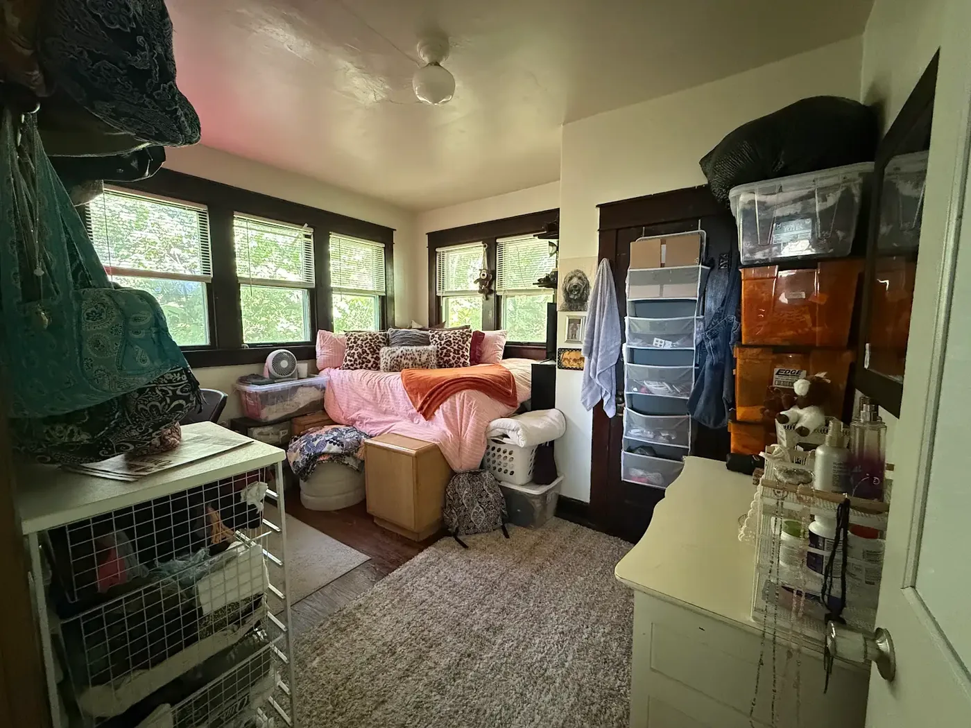 Sunroom bedroom with windows on two sides